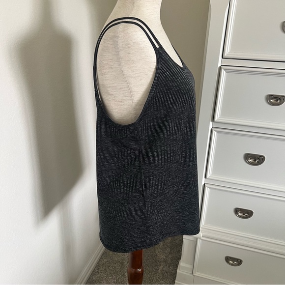 Active X-Back Studio Tank Top - Picture 3 of 7